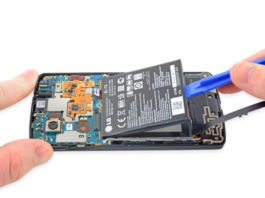 	Nexus 5 Battery Replacement Exposed